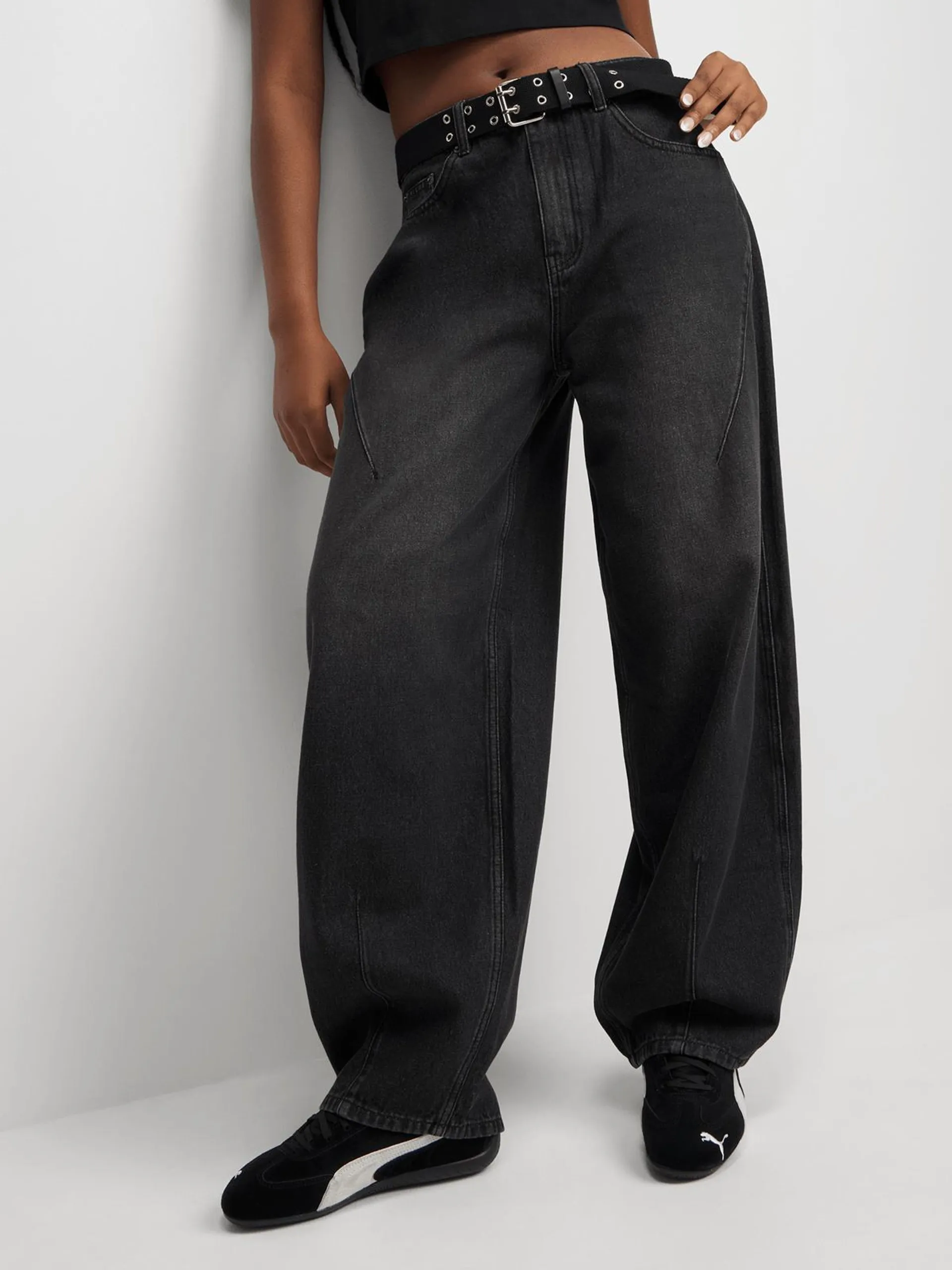 Redbat Women's Black Wash Barrel Jeans