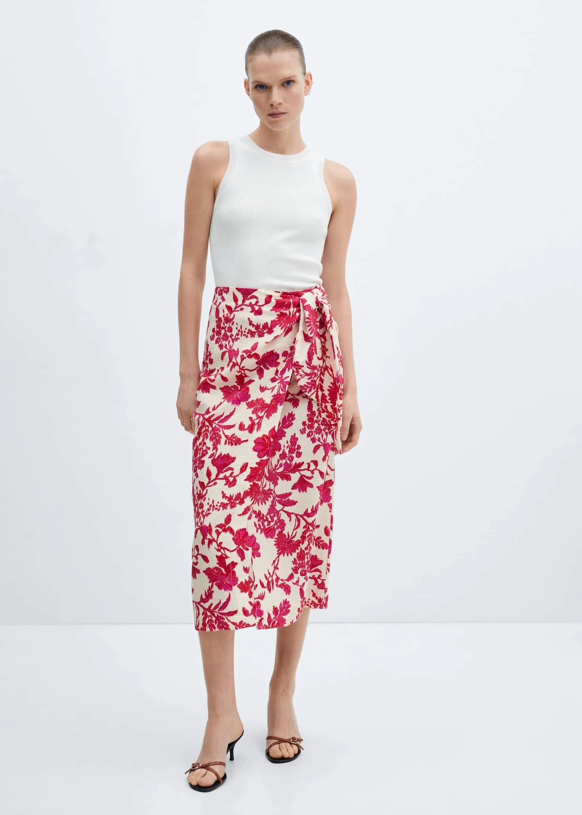 Floral-print wrap skirt