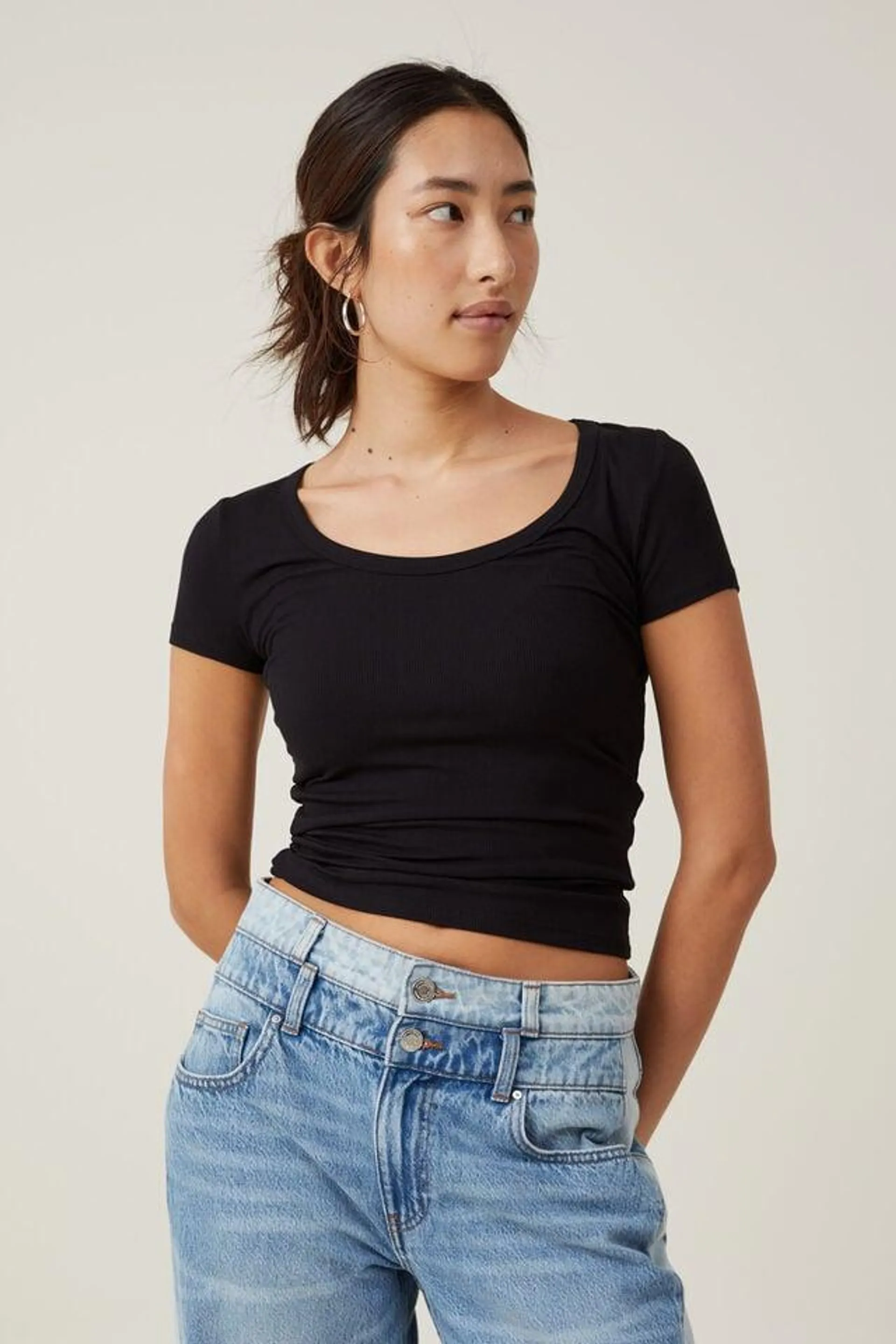 Staple Rib Scoop Neck Short Sleeve Top