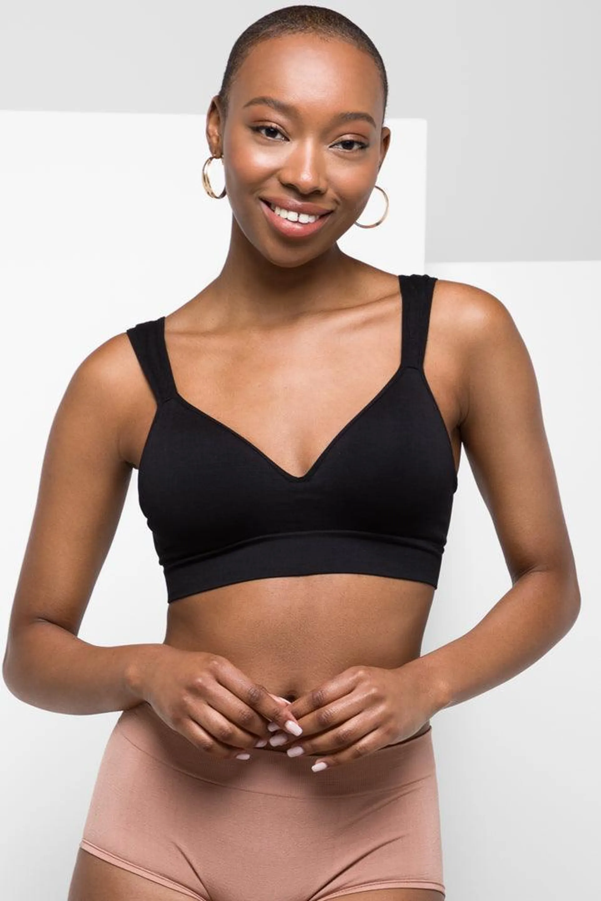 Seam-Free Built Up Crop Top Black