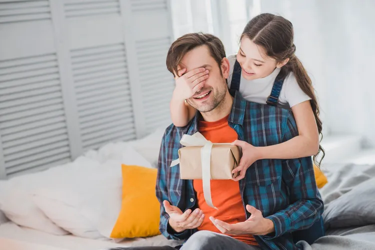 Festa del papà in Italia: scopri i migliori sconti sui regali per papà 