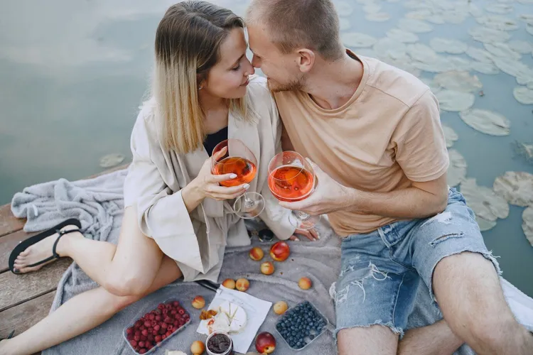 7 trucos infalibles para ahorrar en San Valentín y sorprender a tu pareja sin gastar de más