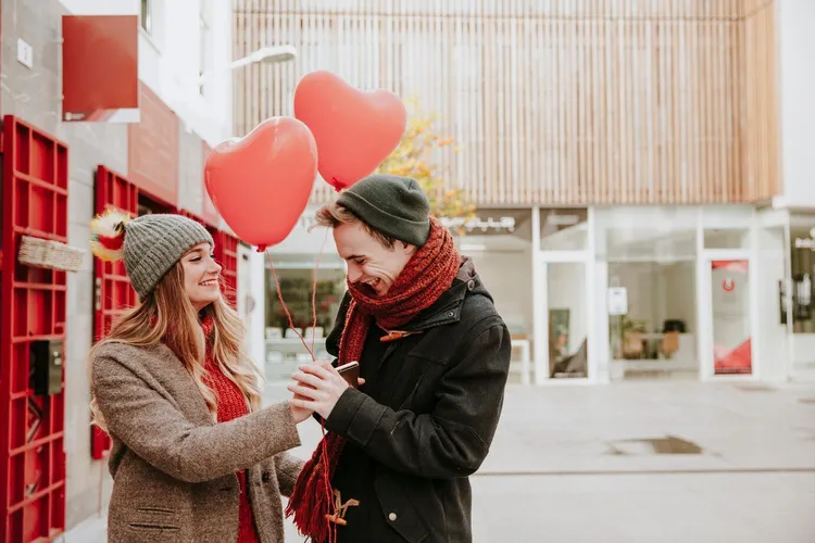 Valentinstag in der Schweiz: Geschenkideen und Angebote